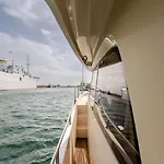 Rose Dream Boat By Portugal Active Botel *