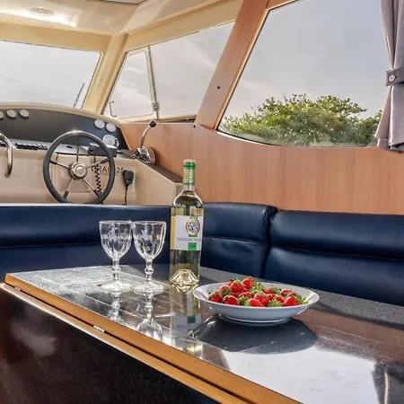 Rose Dream Boat By Portugal Active * Viana do Castelo