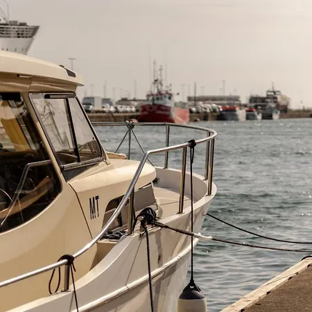 Rose Dream Boat By Portugal Active