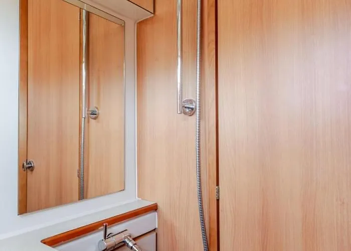 Rose Dream Boat By Portugal Active