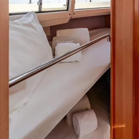 Rose Dream Boat By Portugal Active Viana do Castelo