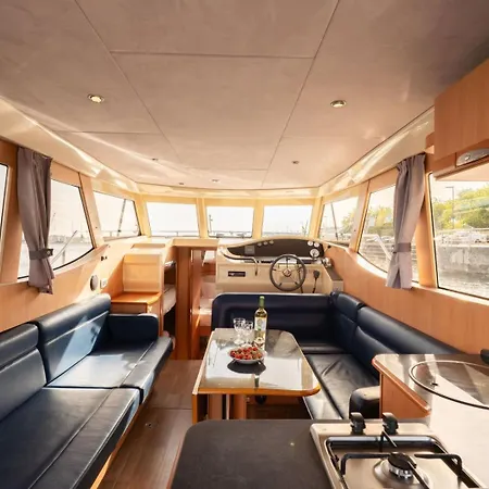 船屋 Rose Dream Boat By Portugal Active *