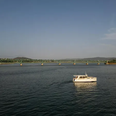 Rose Dream Boat By Portugal Active