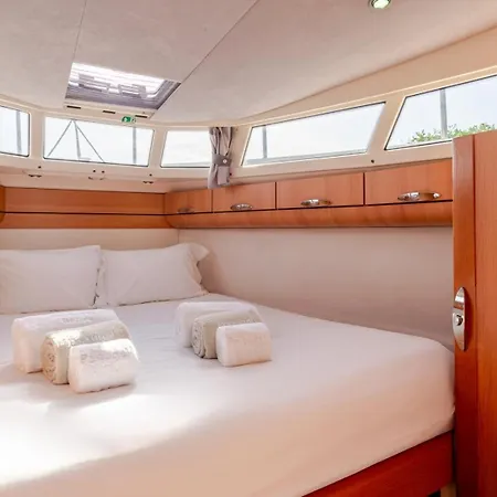 Rose Dream Boat By Portugal Active Viana do Castelo