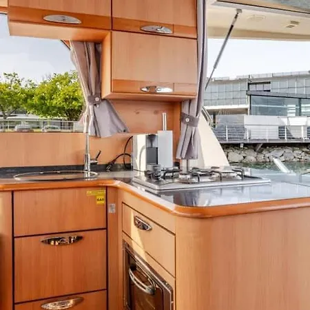 Rose Dream Boat By Portugal Active * Viana do Castelo