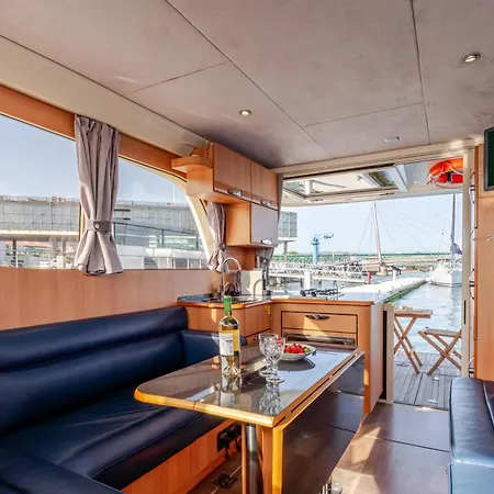 Úszó hotel Rose Dream Boat By Portugal Active Viana do Castelo