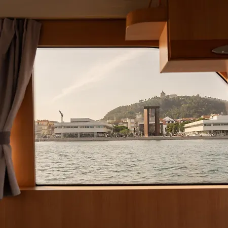 Rose Dream Boat By Portugal Active Úszó hotel Viana do Castelo