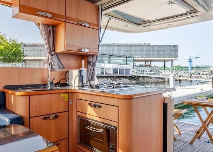 Rose Dream Boat By Portugal Active *